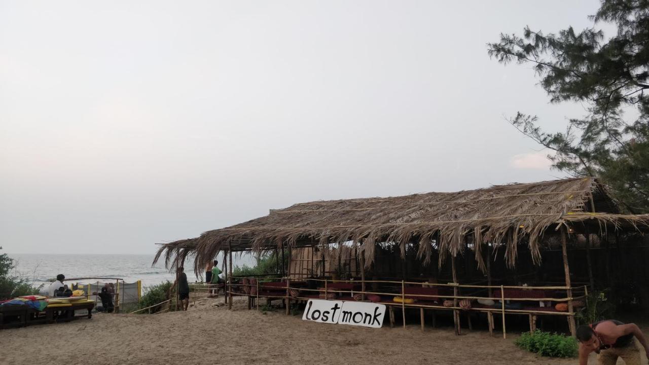 Lost Monk Beach Cottage Arambol Esterno foto